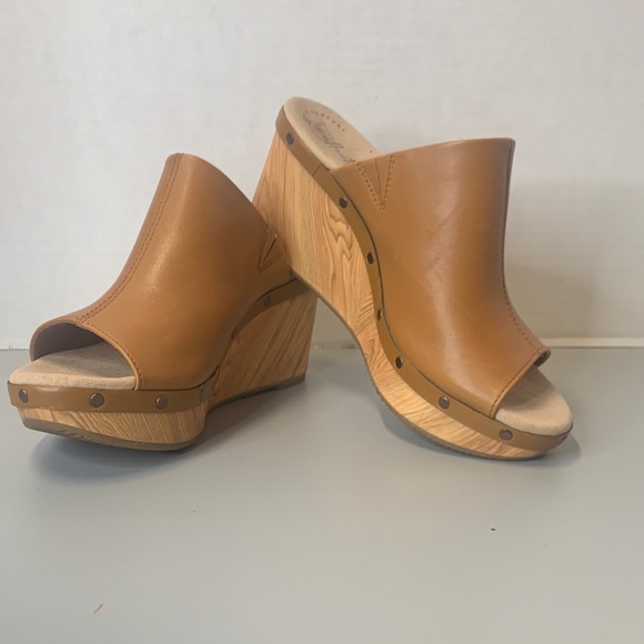 Clarks Shoes - Clarks Brown Leather copper accents Wedge 3” Mules Size 9